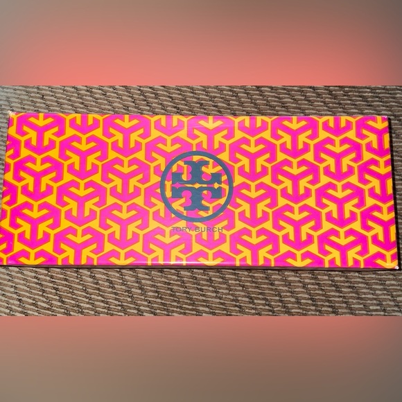 2 Tory Burch Shoeboxes - Picture 4 of 5